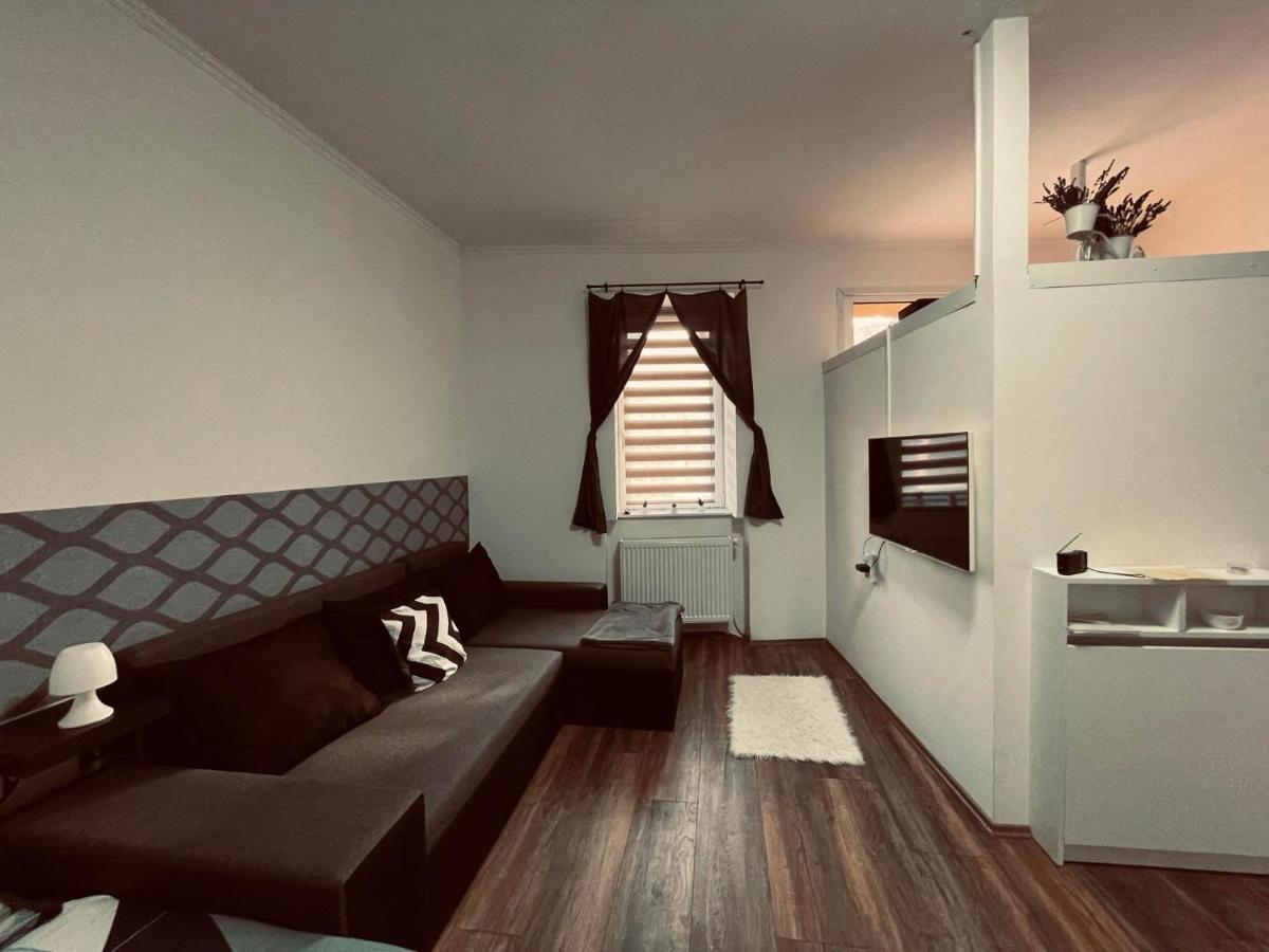 Mazli Vendeghaz Hotell Sátoraljaújhely Exteriör bild